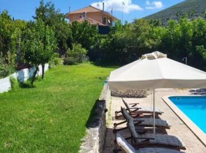 公寓 Elena's Summer House *